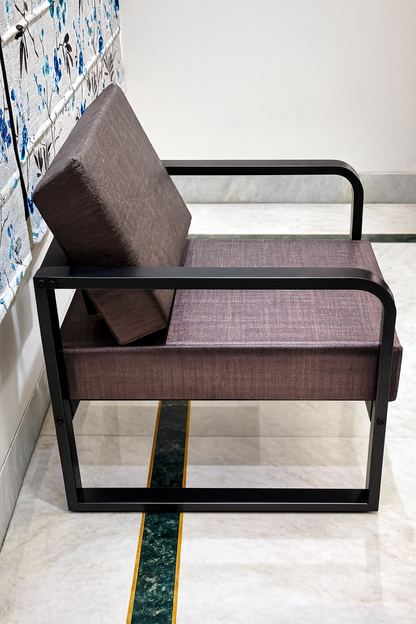 Handcrafted Wrought Iron Chair with Mahogany Cushions – Powder-Coated Premium Finish